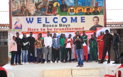 Gruppe der Ehemaligen – Bosco Boys Past Pupils – hat sich am 1. Mai in Kuwinda getroffen